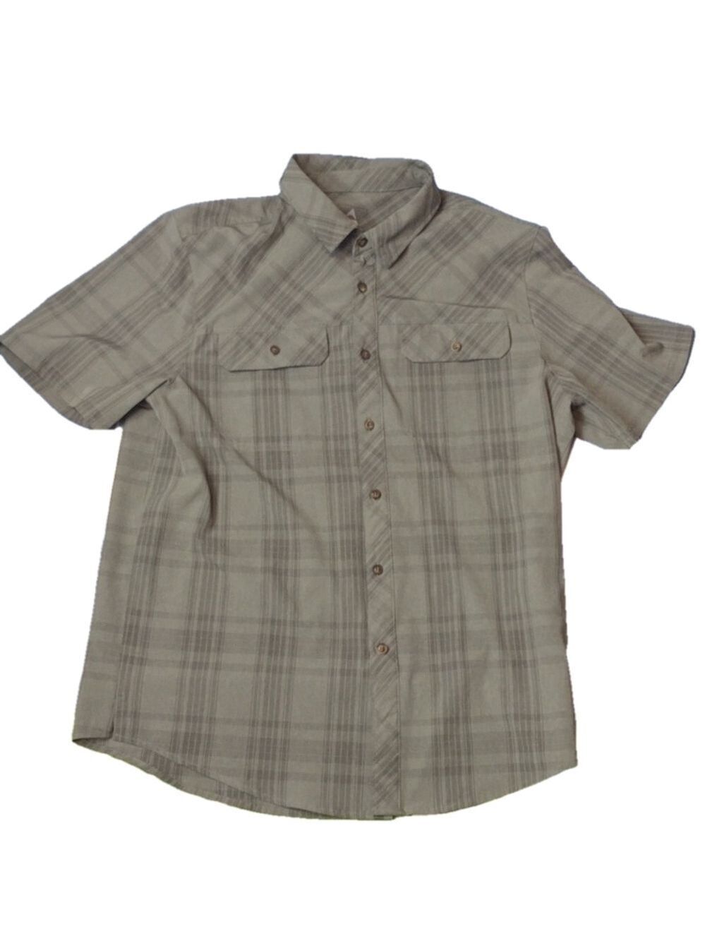 GERRY green plaid short sleeve shirt size medium